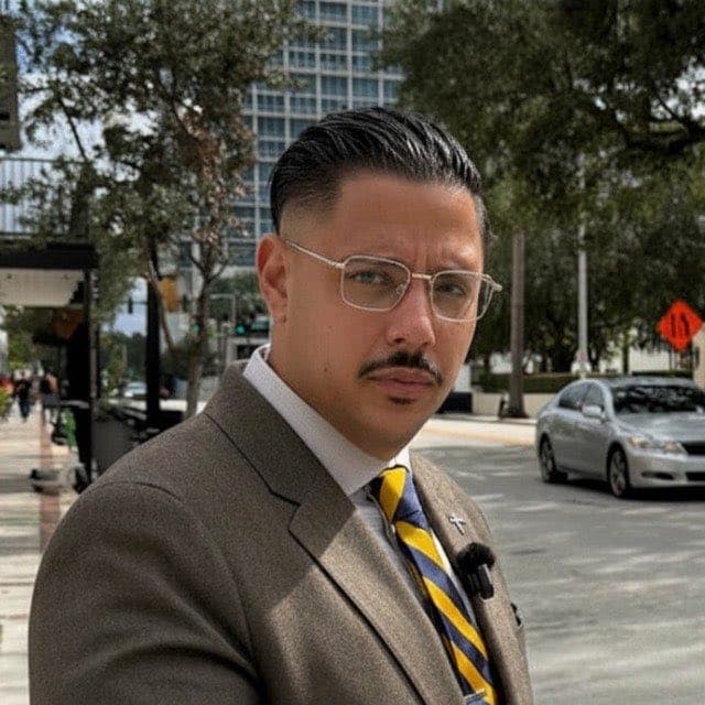 Alexander Lorenzo
